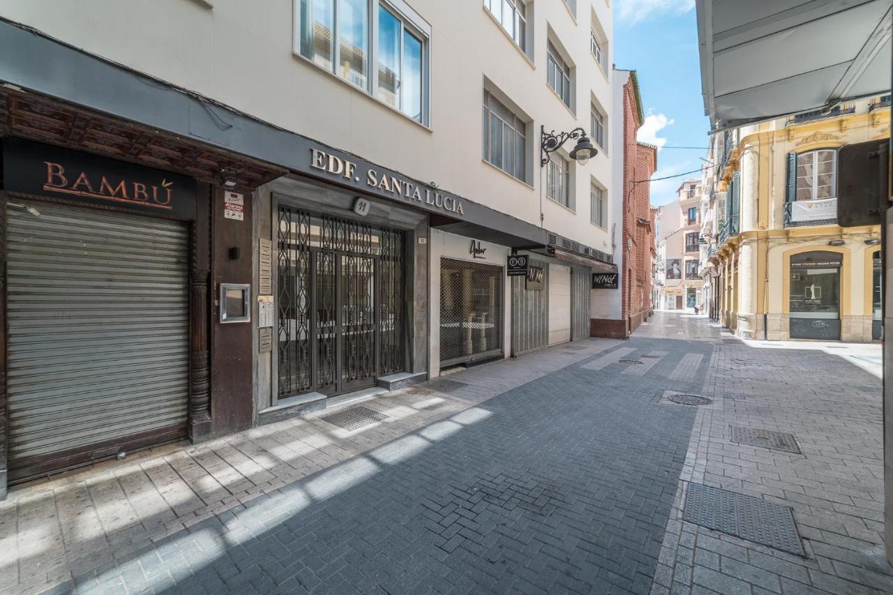 Suite Homes Santa Lucia Malaga Exterior photo